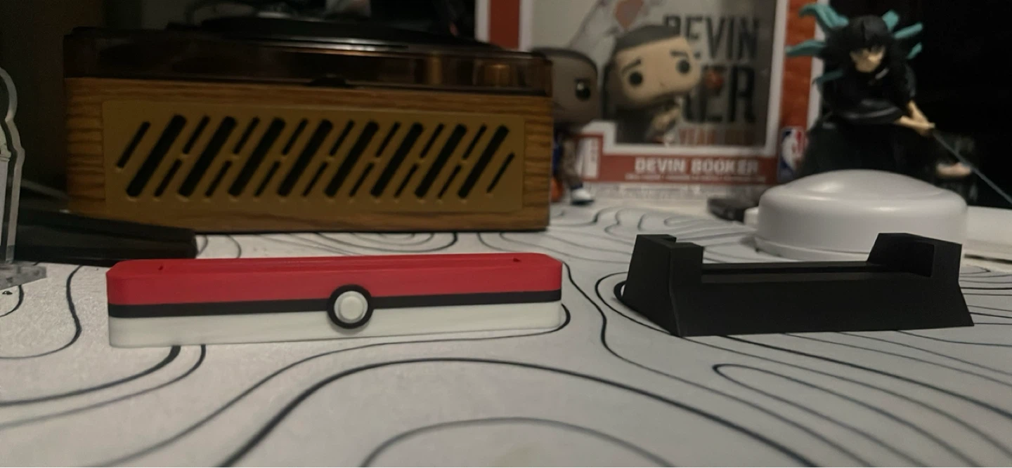 Pokemon Card Display Stands (2x) - photo 3
