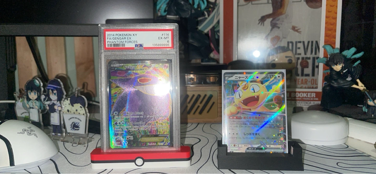 Pokemon Card Display Stands (2x) - photo 4