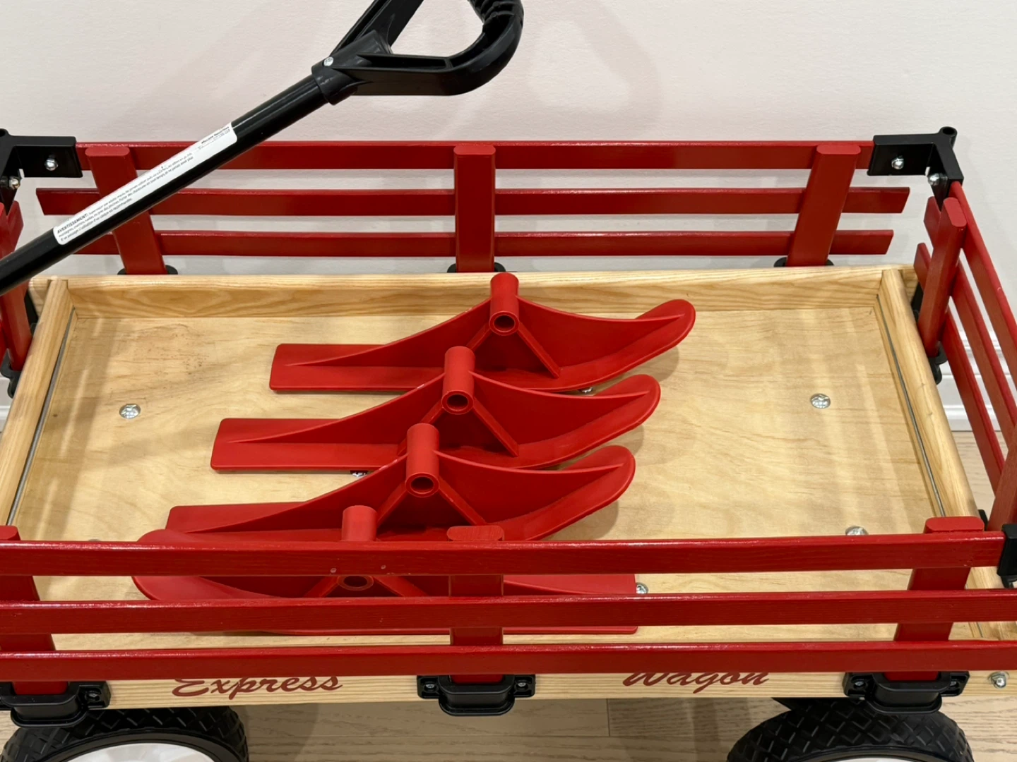 Radio Flyer "Express Wagon" Red Wagon with Ski Set - photo 4