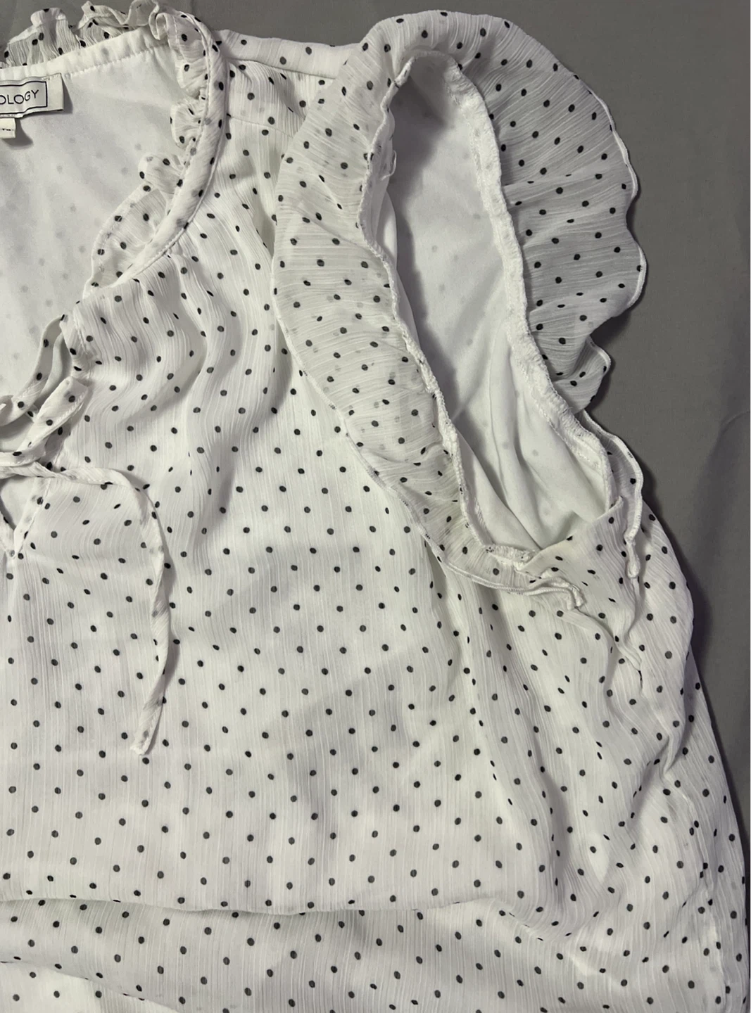 Blousology White Polka Dot Blouse - Size XL - photo 3