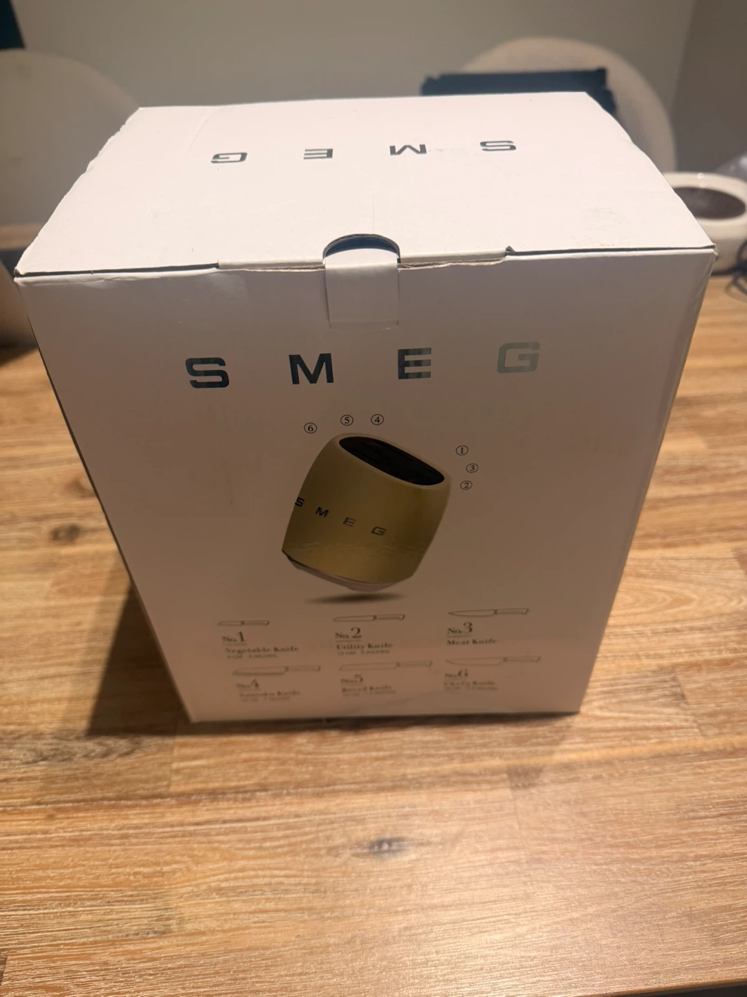 SMEG Knife Block and Set brand new ! - photo 4