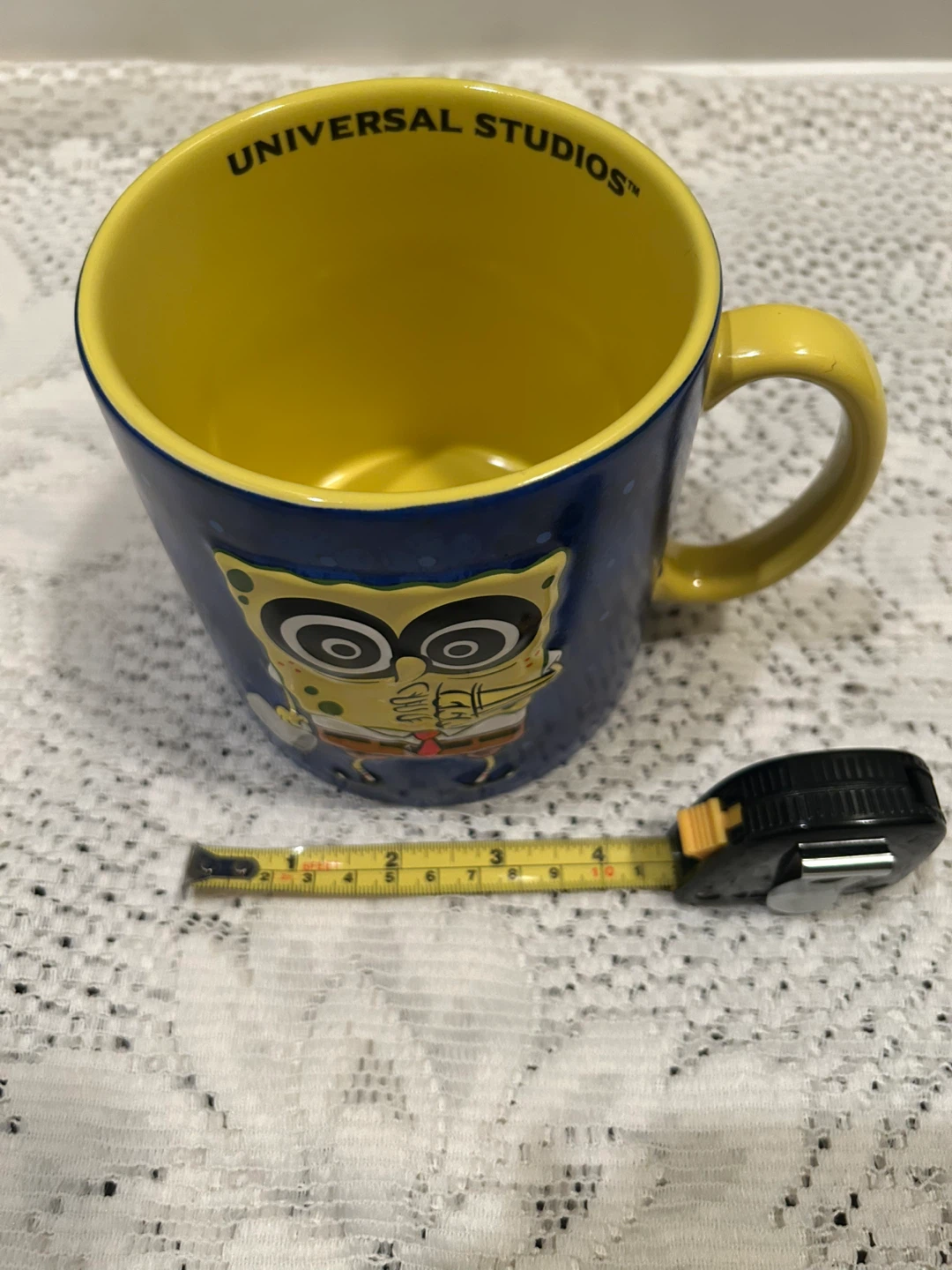 Universal Studios Spongebob "Yes, I've heard of decaf." Mug - photo 2