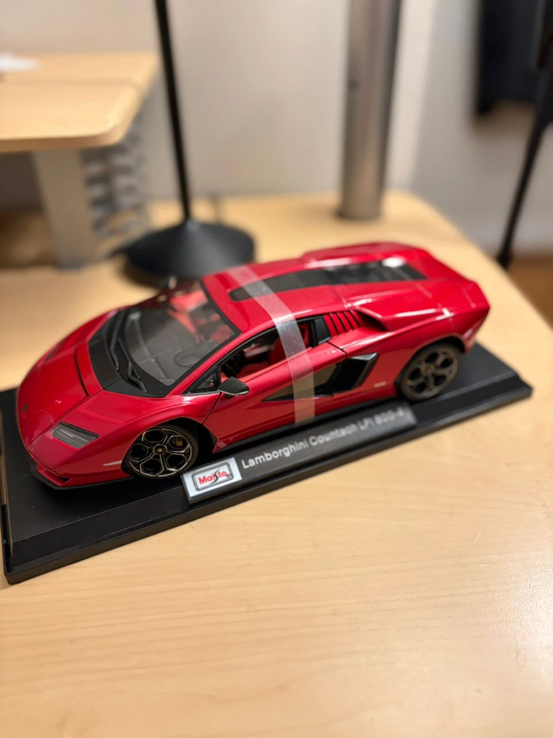 Maisto Lamborghini Countach LP 800-4 Red - photo 3