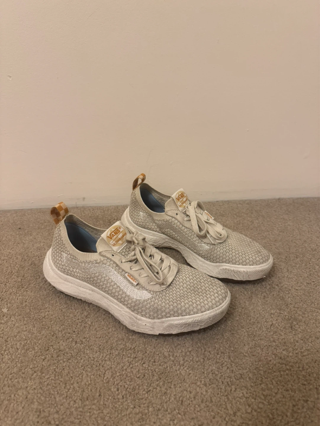 Vans VR3 Sneakers – Women’s 8.5