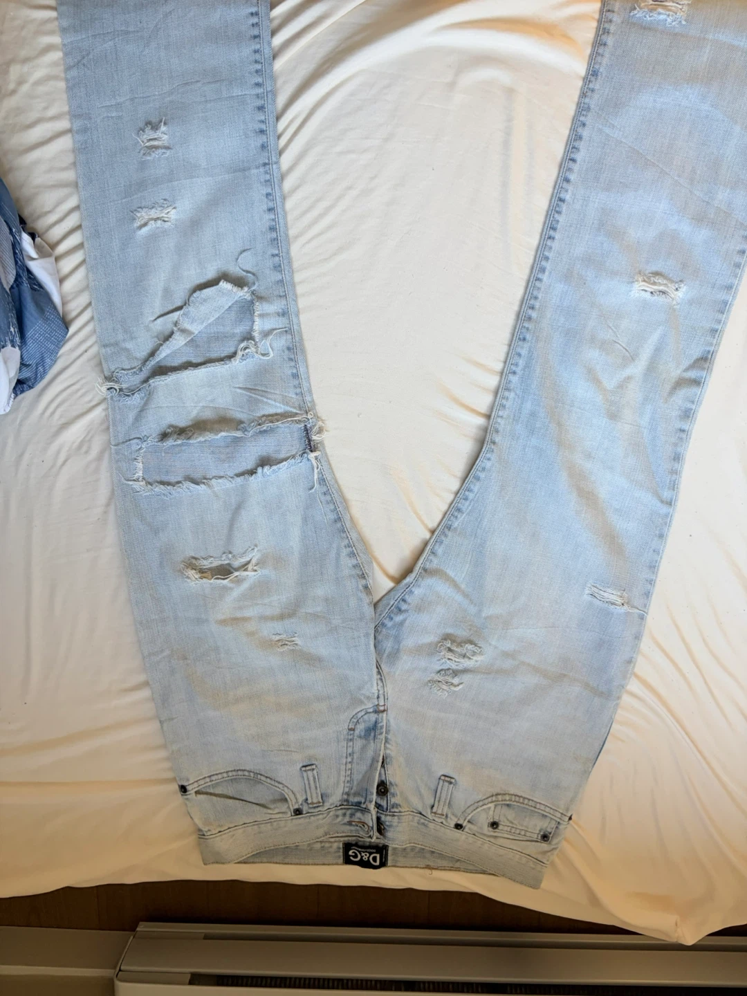D&G Light Wash Distressed Denim Jeans