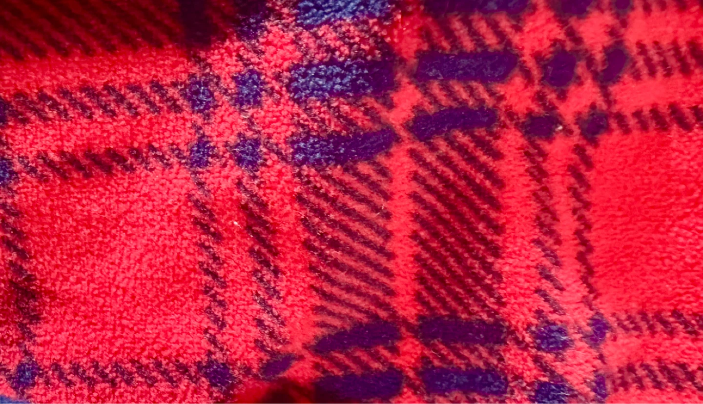 OshKosh B'gosh Red Plaid Fleece sweater half zipper Size 10/10A - photo 2