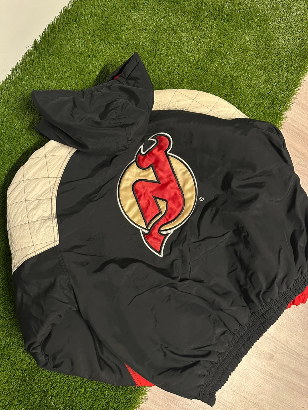 Starter New Jersey Devils NHL Jacket - photo 3