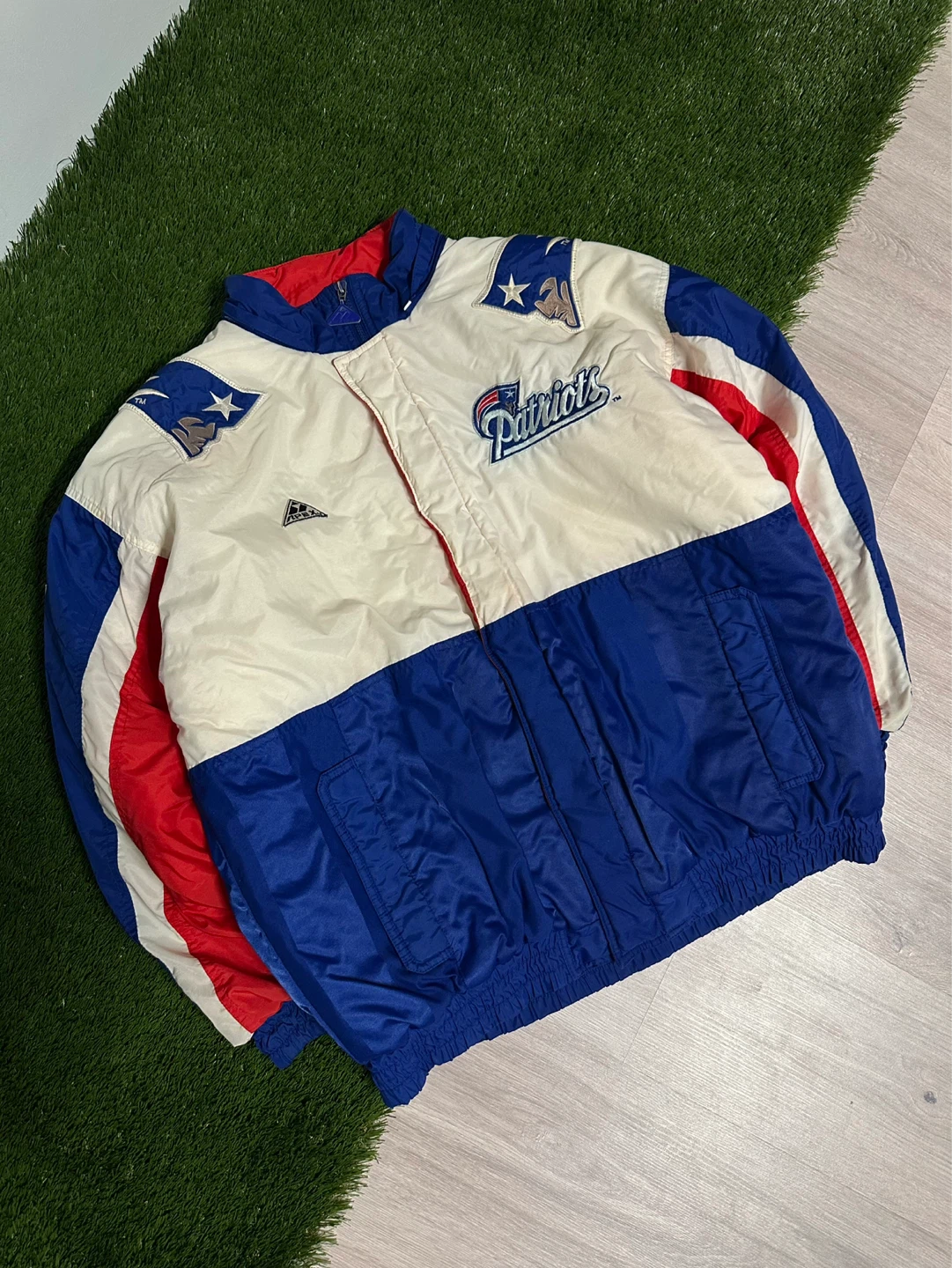New England Patriots NFL Pro Line Authentic Jacket L