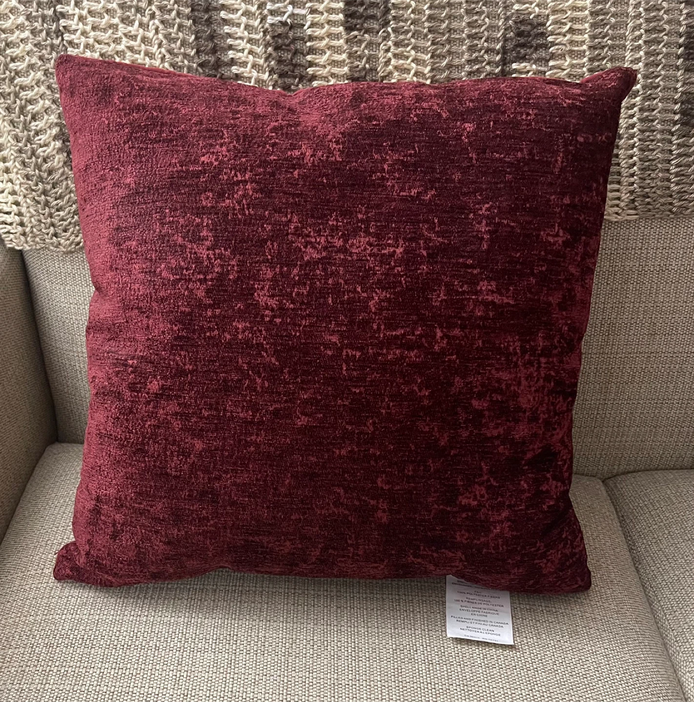 🌱 Brand New Decorative Throw Pillows, Set of 2 - Burgundy - photo 3