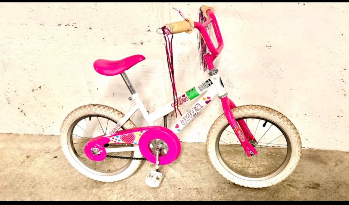 Avigo Pink Kids Bike