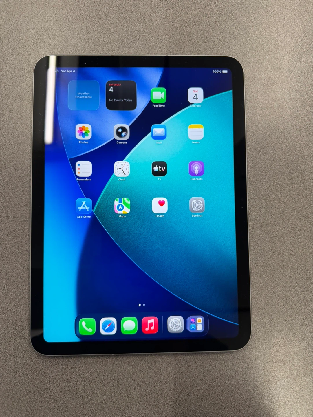 iPad 10th Gen - photo 2