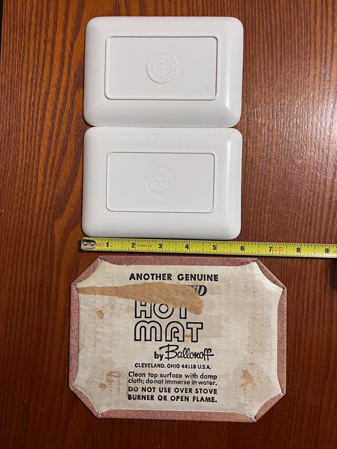VINTAGE MELAMINE TRAYS & HOT MAT - photo 3
