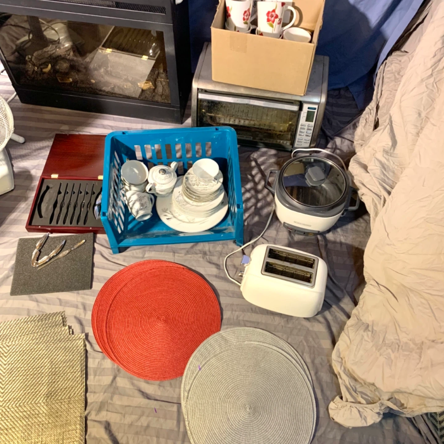 Kitchenware Small Appliances Bathroom Items Sale (+100 Items) - photo 3