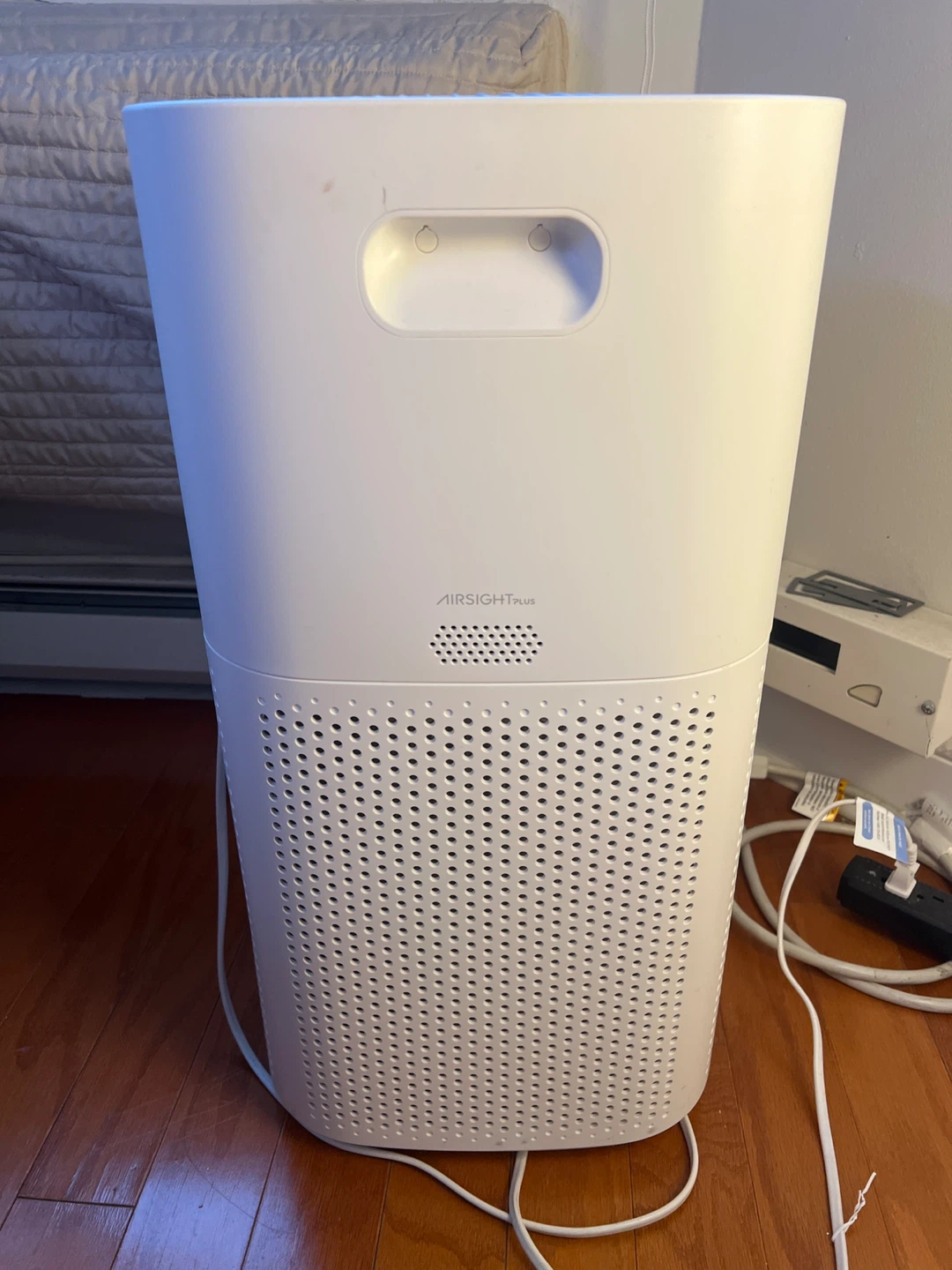 White Air Purifier with Airsight Plus