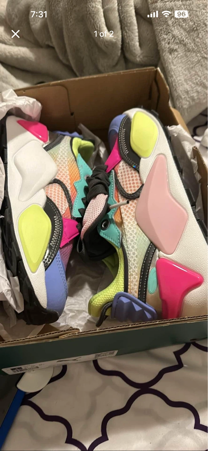 Women’s Puma Sneakers