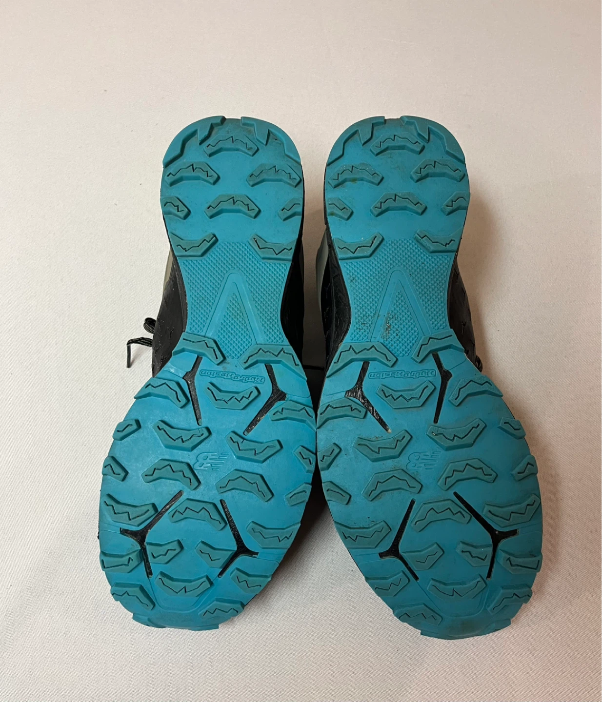 Size 11 - Ladies New Balance Vazee Running Shoes - Hiking Shoes - photo 3