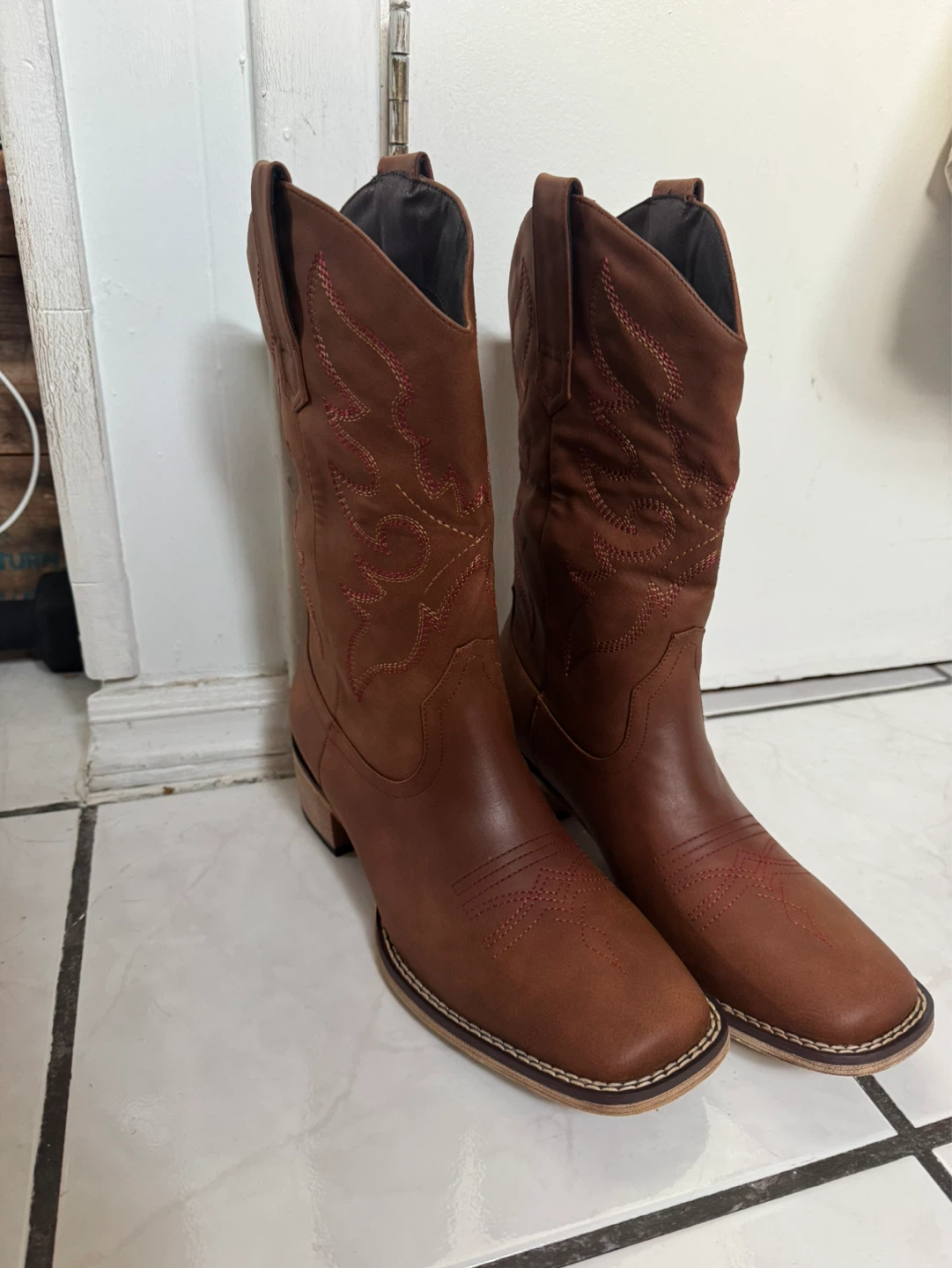 Mid Calf Cowboy Boots (WOMEN SIZE 9.5) - photo 3