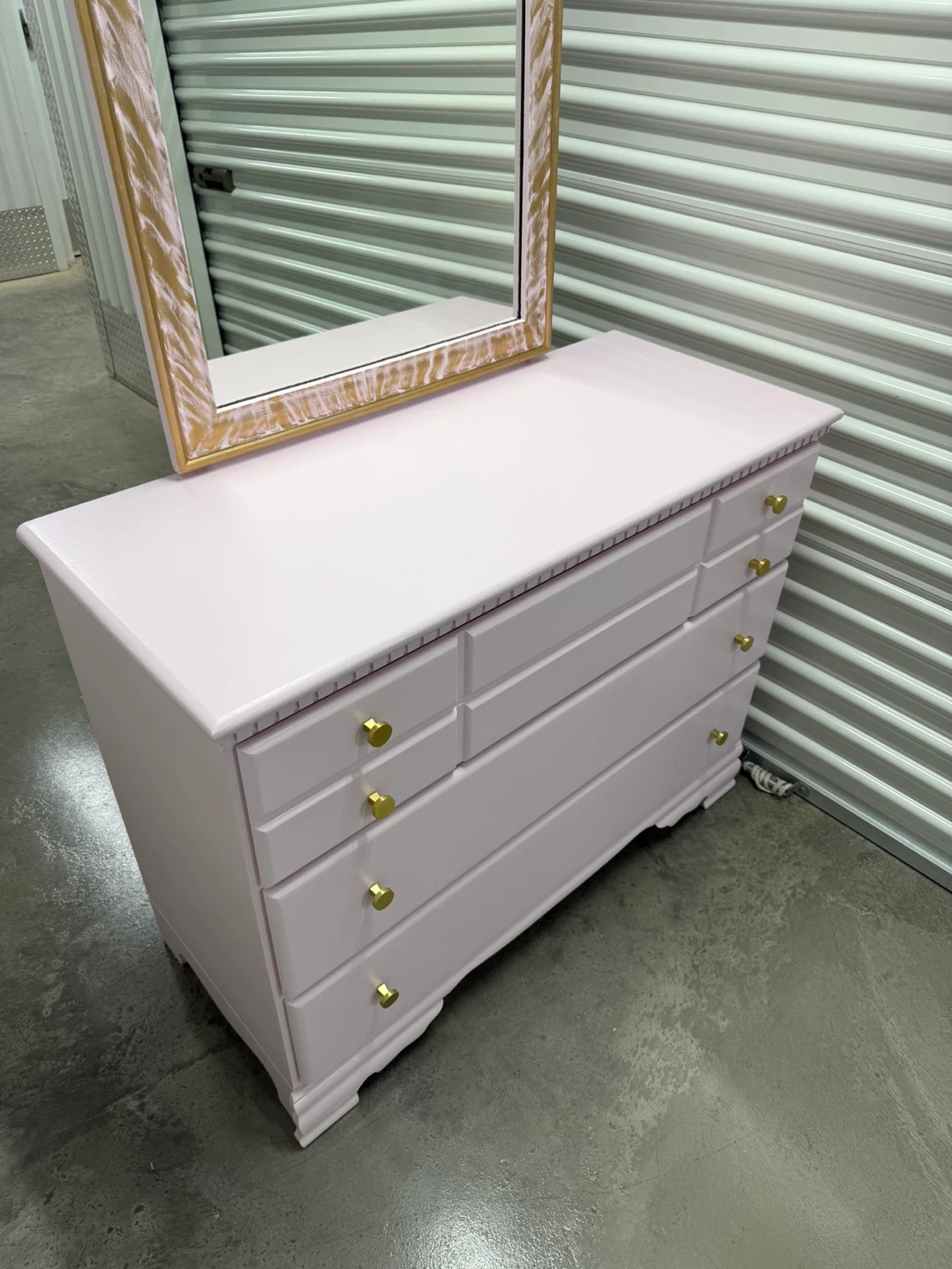 🚨Free Delivery NJ/NY Pink Light Solid Wood Dresser - 3 Drawers - photo 3
