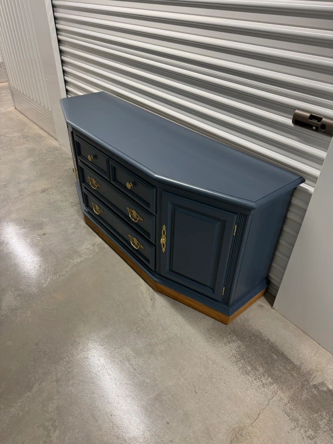 🚨Free Delivery NJ/NY Navy Blue Solid Wood Buffet Table - photo 2