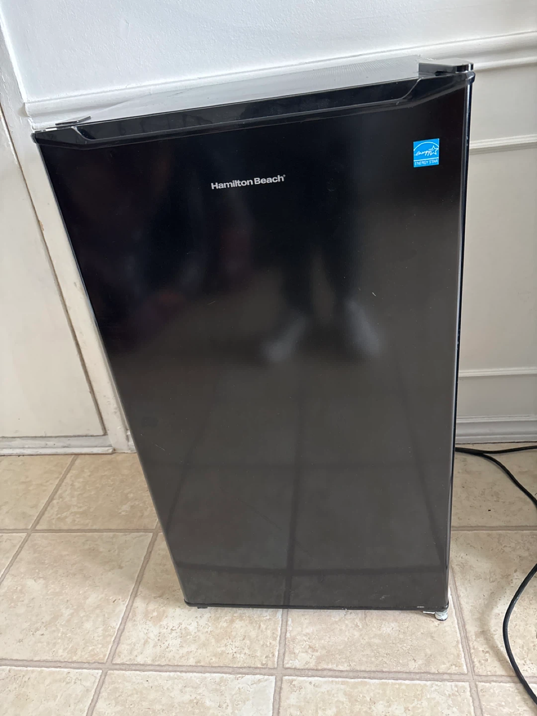 Hamilton Beach Mini Fridge