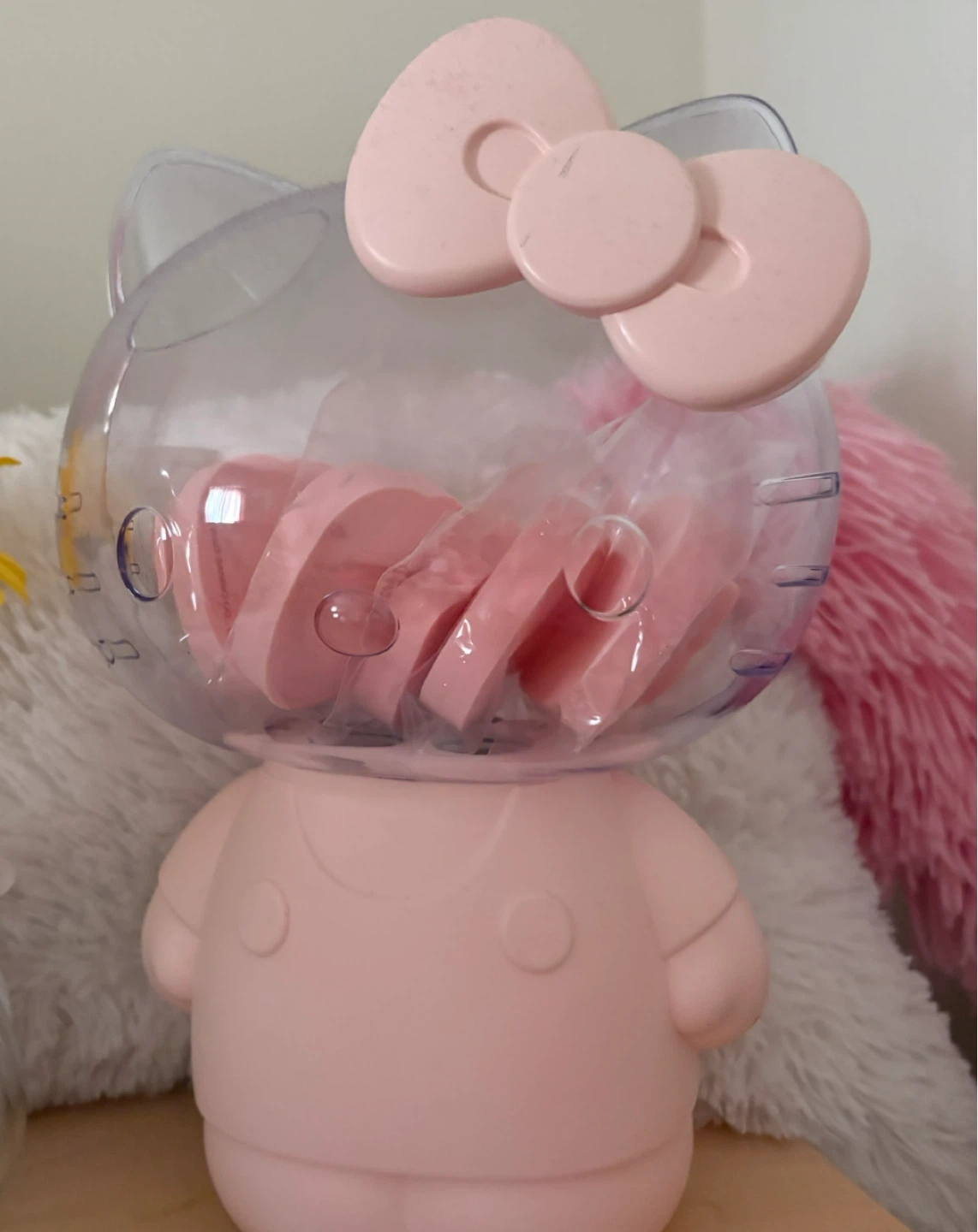 Hello Kitty Pink makeup sponge