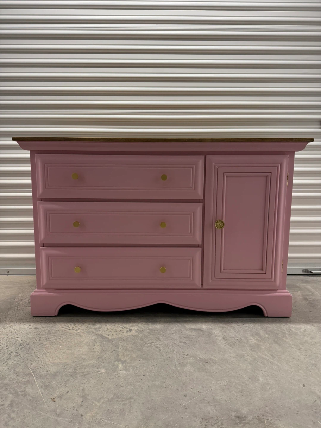 🚨Free Delivery NJ/NY Pink Solid Wood Dresser - 3 Drawers