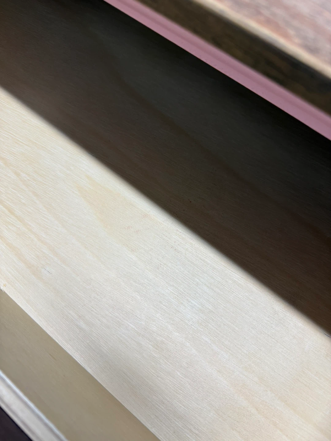 🚨Free Delivery NJ/NY Pink Solid Wood Dresser - 3 Drawers - photo 4