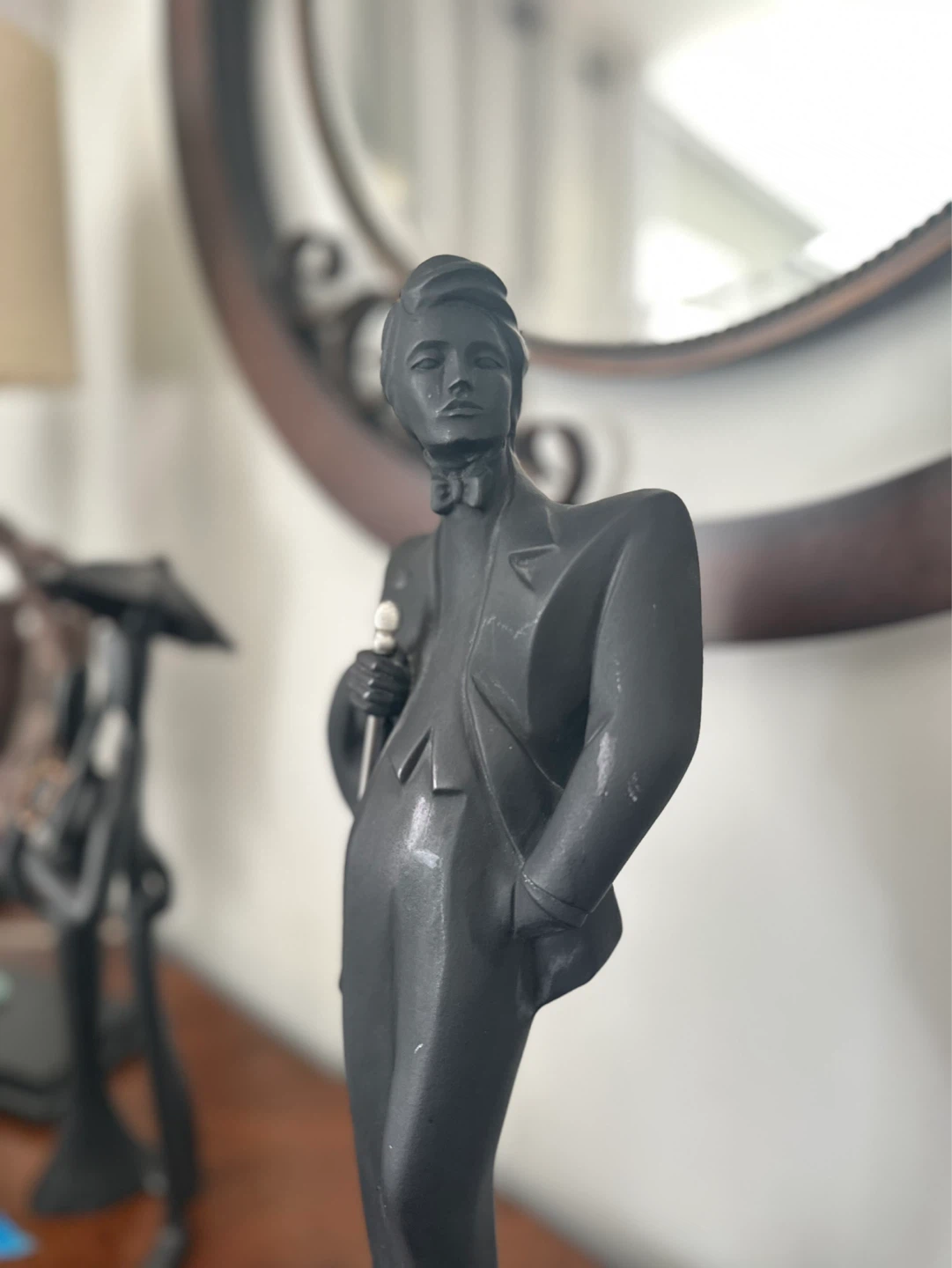 Vintage 1989 Austin Productions Black Tie figurine by Alexsander
