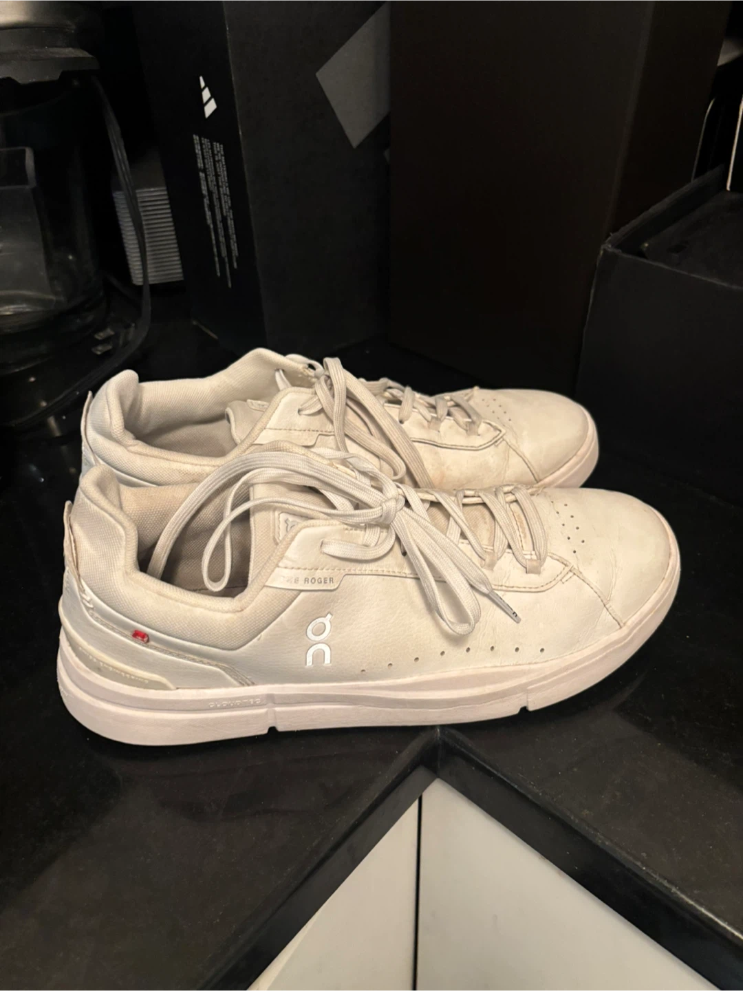 Men’s On Cloud Leather Shoe’s 10  ( Roger ) - photo 2