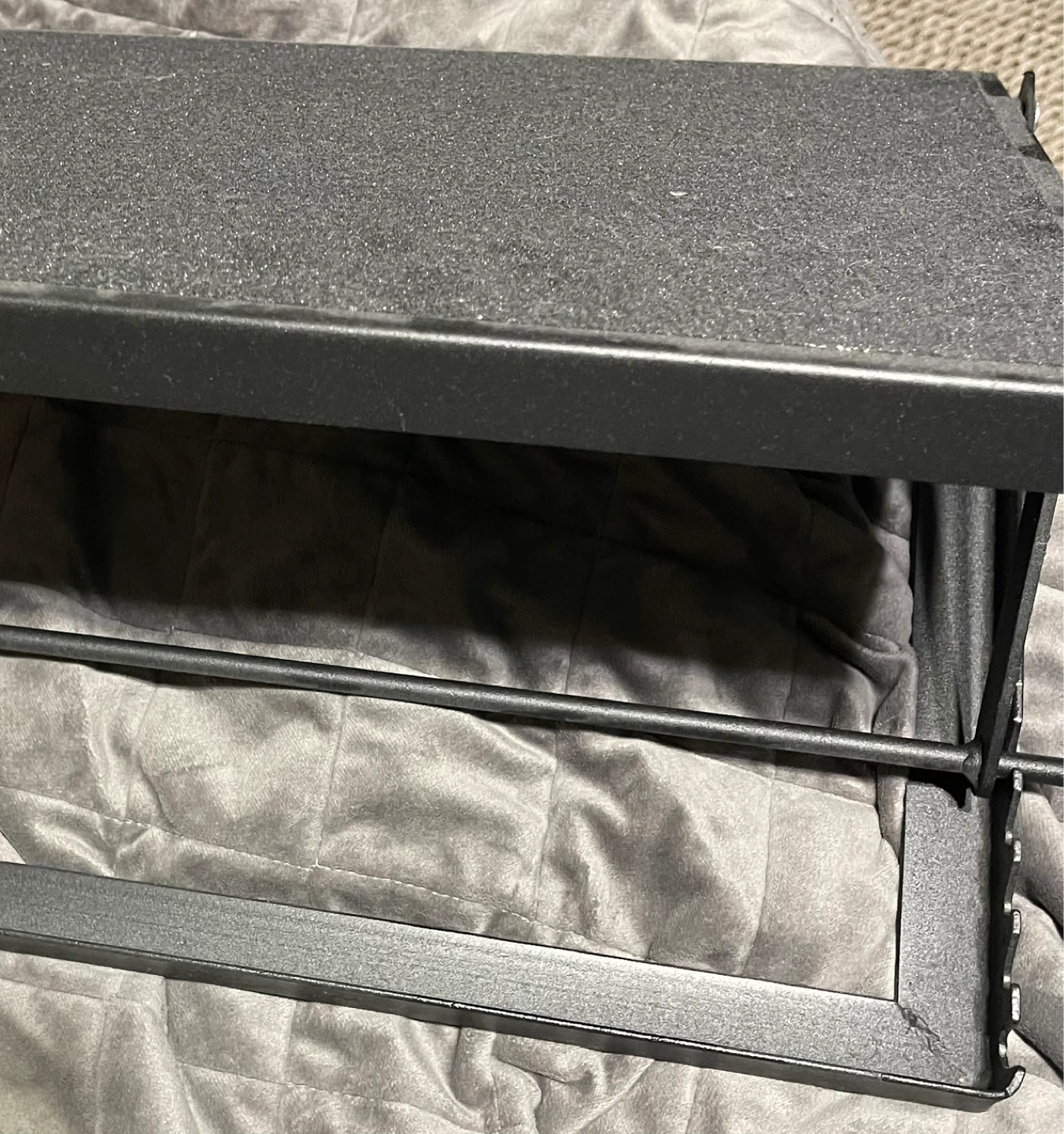 Black Metal Footrest - photo 4