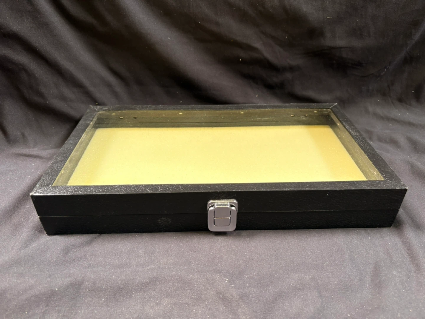 Display Case with Hinged Lid and Clasp - photo 2