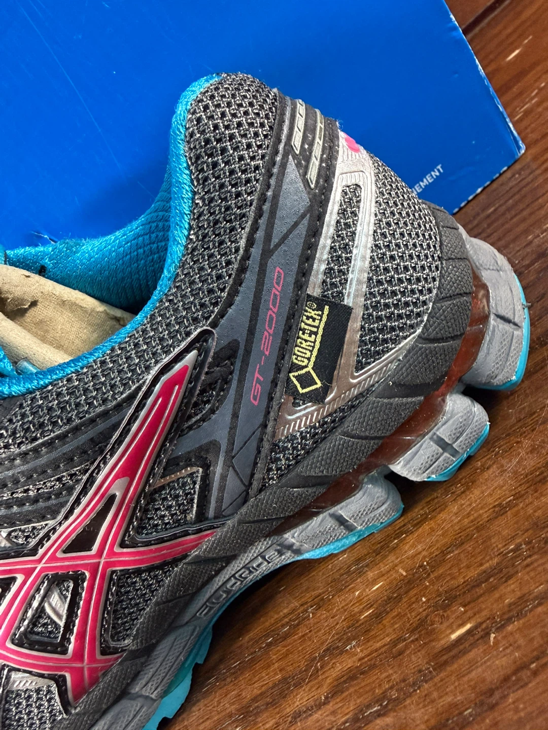 Asics Gel GT-2000 Gore-Tex Running Trail Women Shoes Size US 6 - photo 2