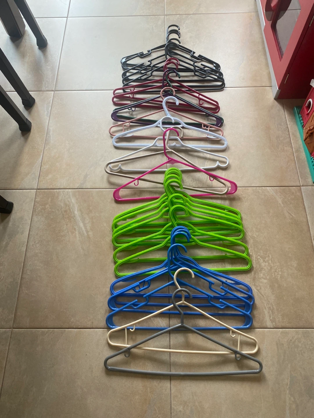 25 Assorted Plastic Clothes Hangers - photo 2