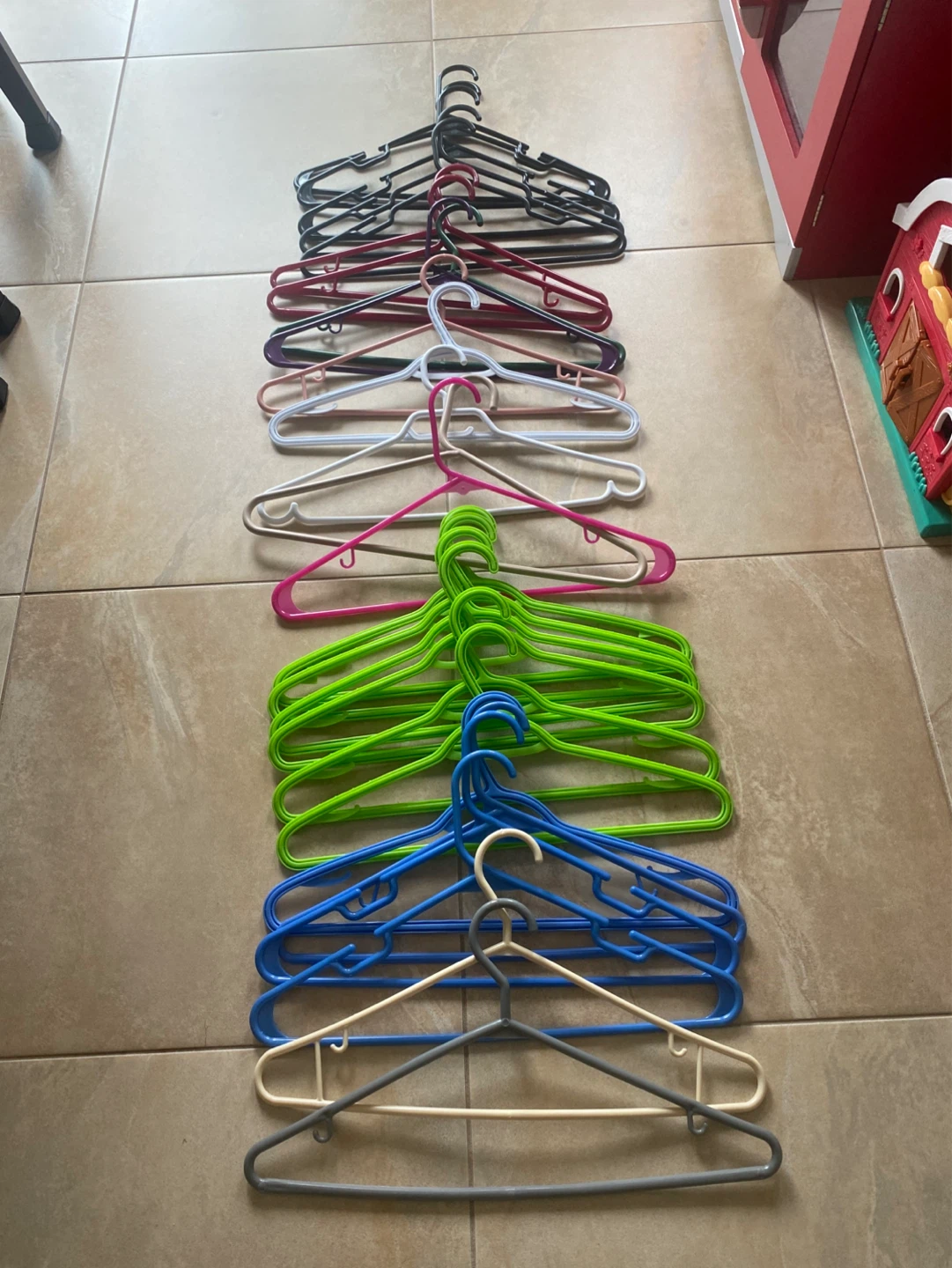25 Assorted Plastic Clothes Hangers
