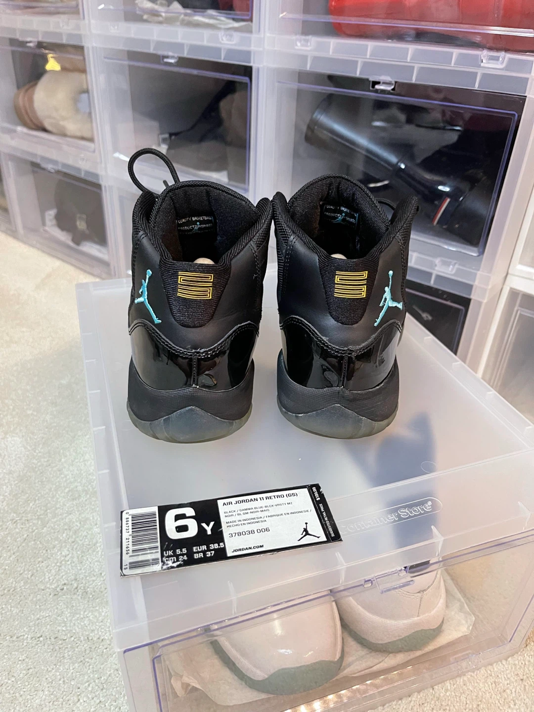 Air Jordan 11 Retro (GS) Black/Light Aqua Size 6Y - photo 2