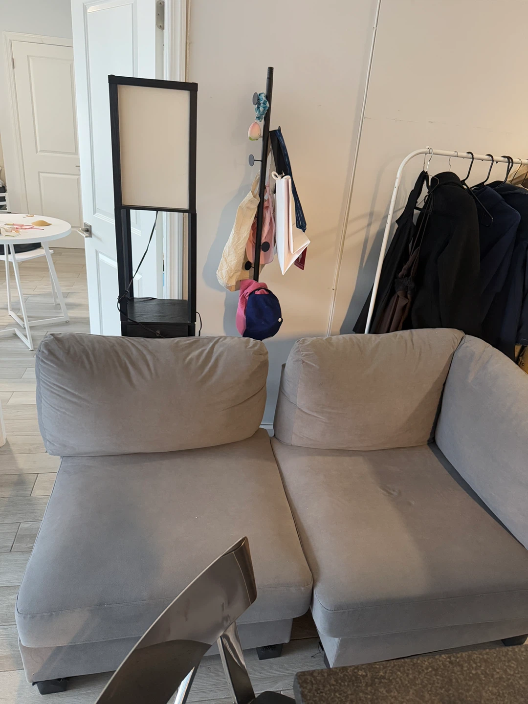Gray Sectional Sofa – Easy to Move - photo 2