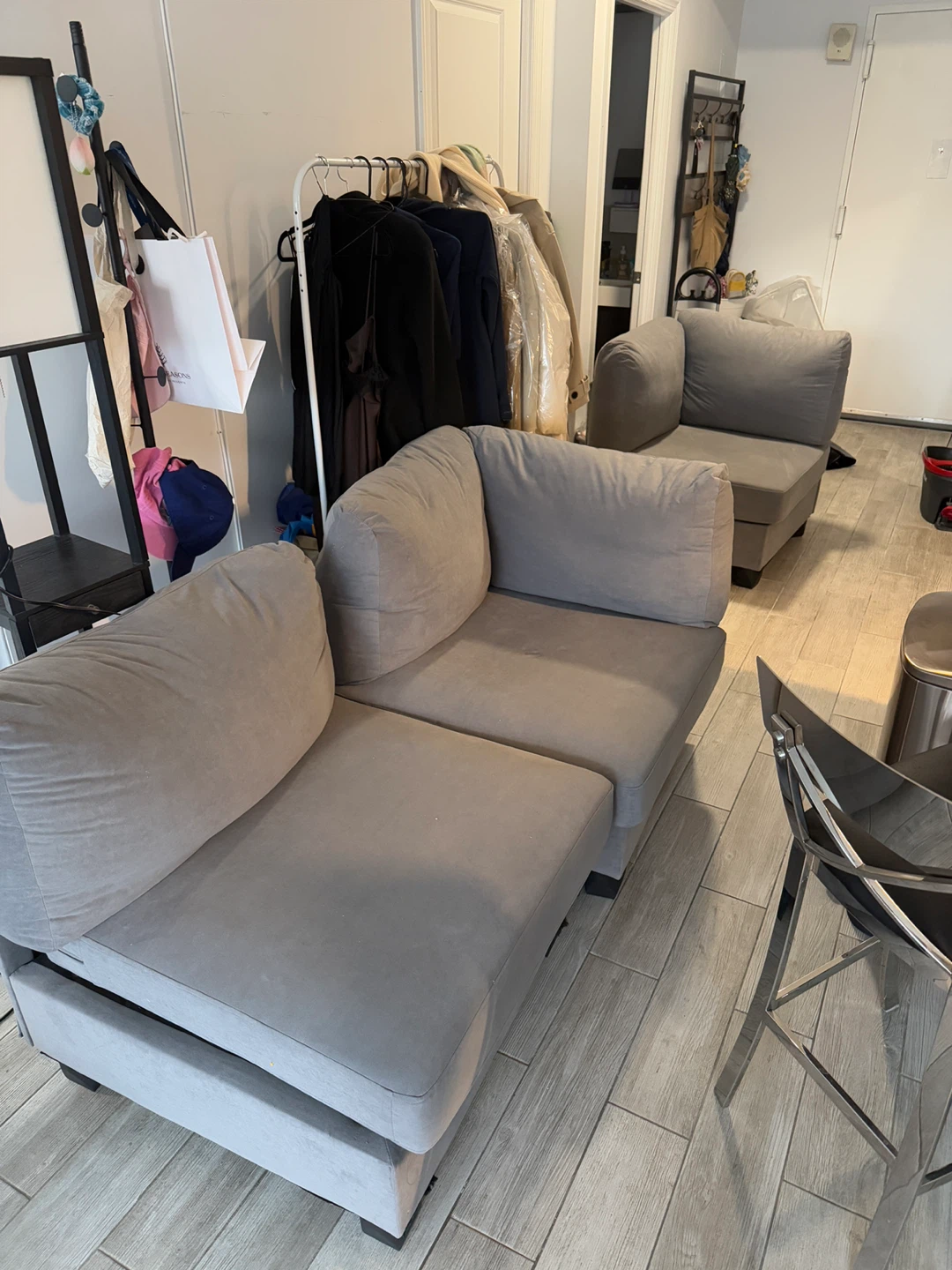 Gray Sectional Sofa – Easy to Move