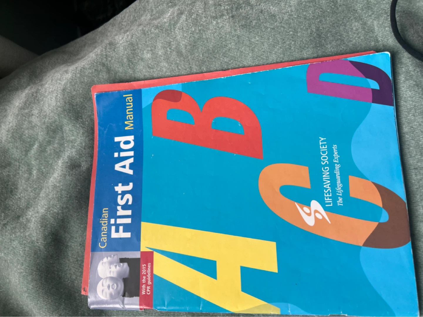 Canadian First Aid Manual - Lifesaving Society