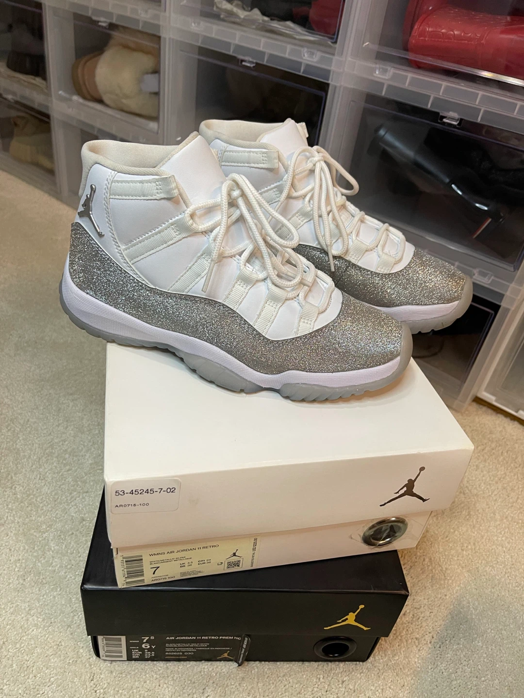Women's Air Jordan 11 Retro Glitter Sneakers Size 7