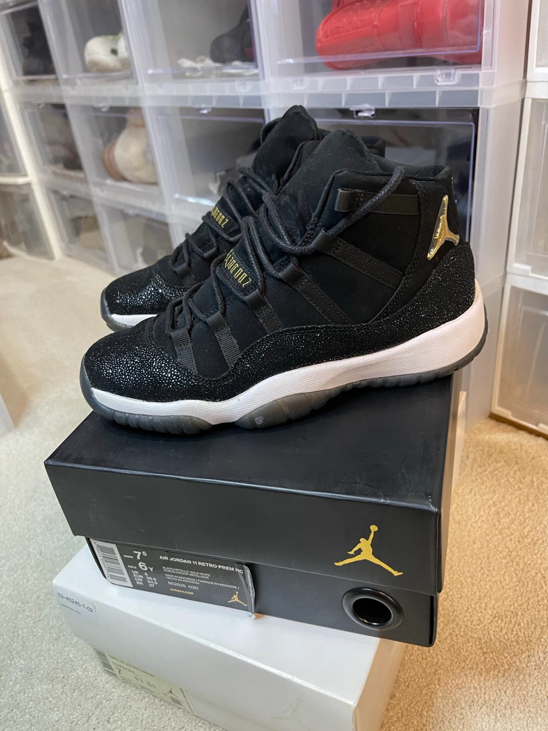 Air Jordan 11 Retro Prem HC GS "Black Gold" Size 6Y - photo 2