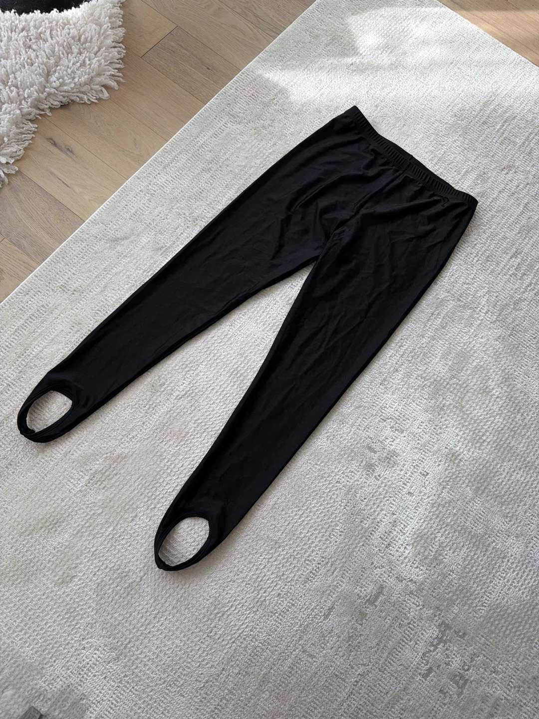 Black Stirrup Leggings Size L