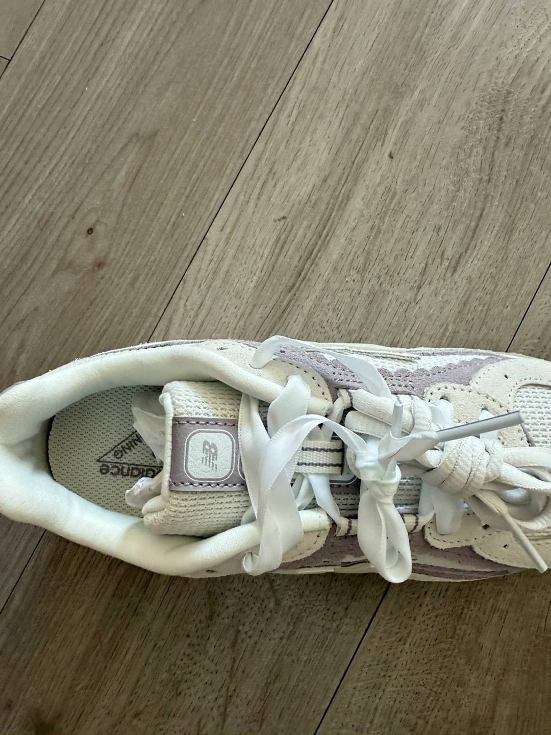 New Balance 204l Sneakers - Cream/Lilac - photo 2