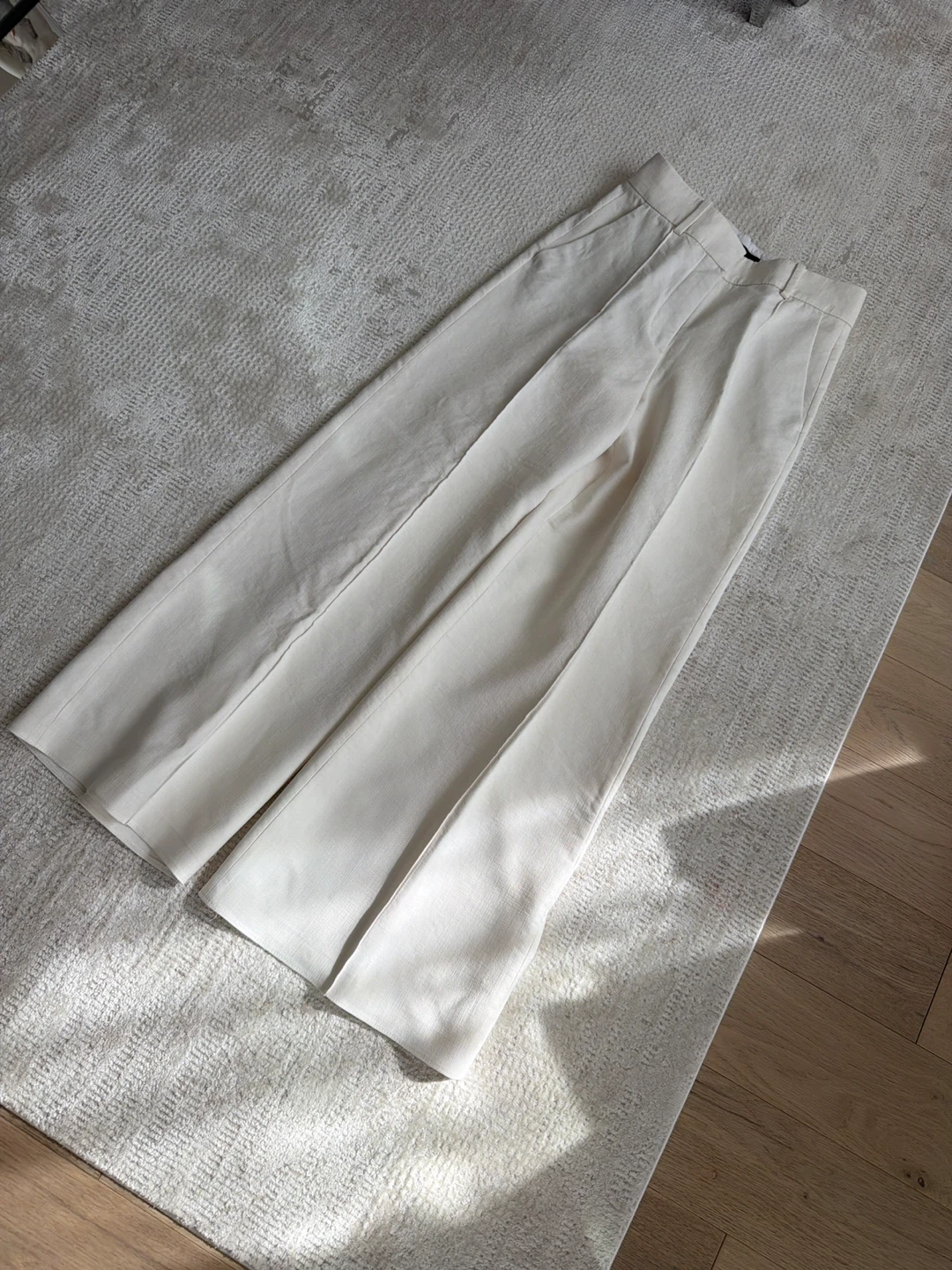 Zara High Waisted Wide Leg Pants Cream Size S
