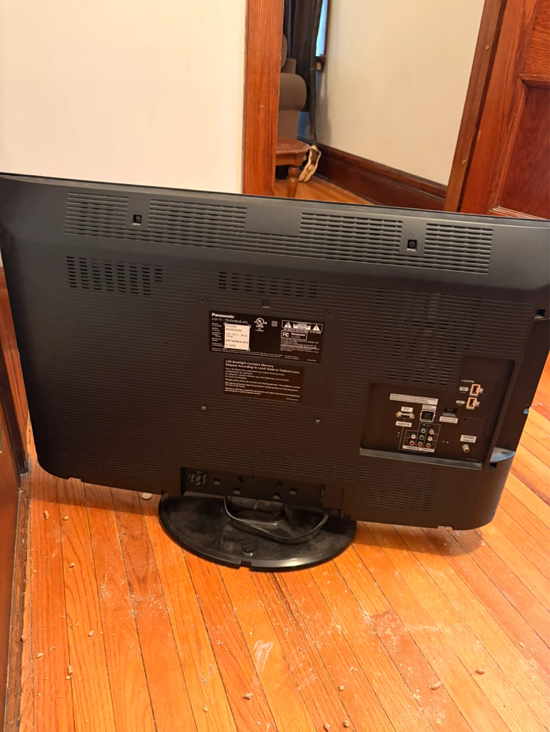 Panasonic Flat Screen TV 37inches - photo 3