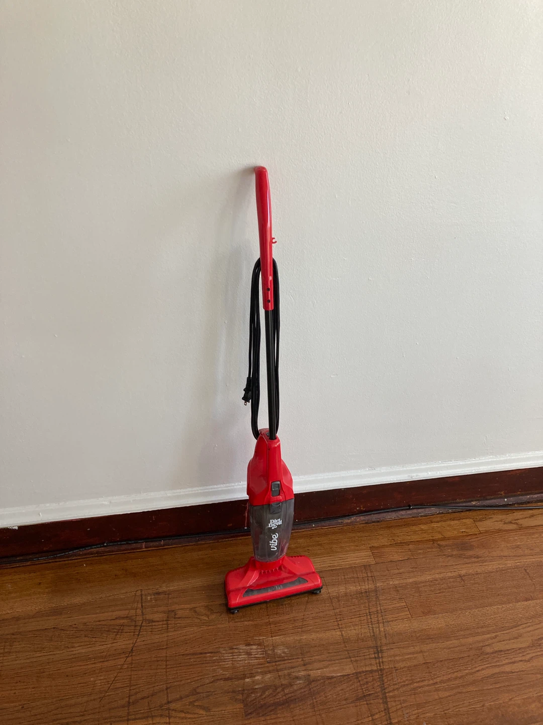 Dirt Devil Vibe Red Stick Vacuum