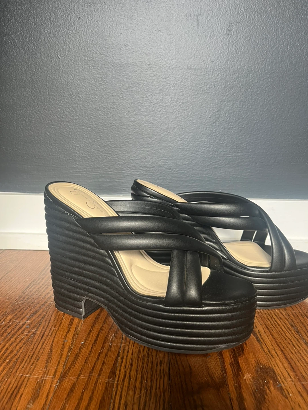 7.5 Jessica Simpson Wedge Sandals