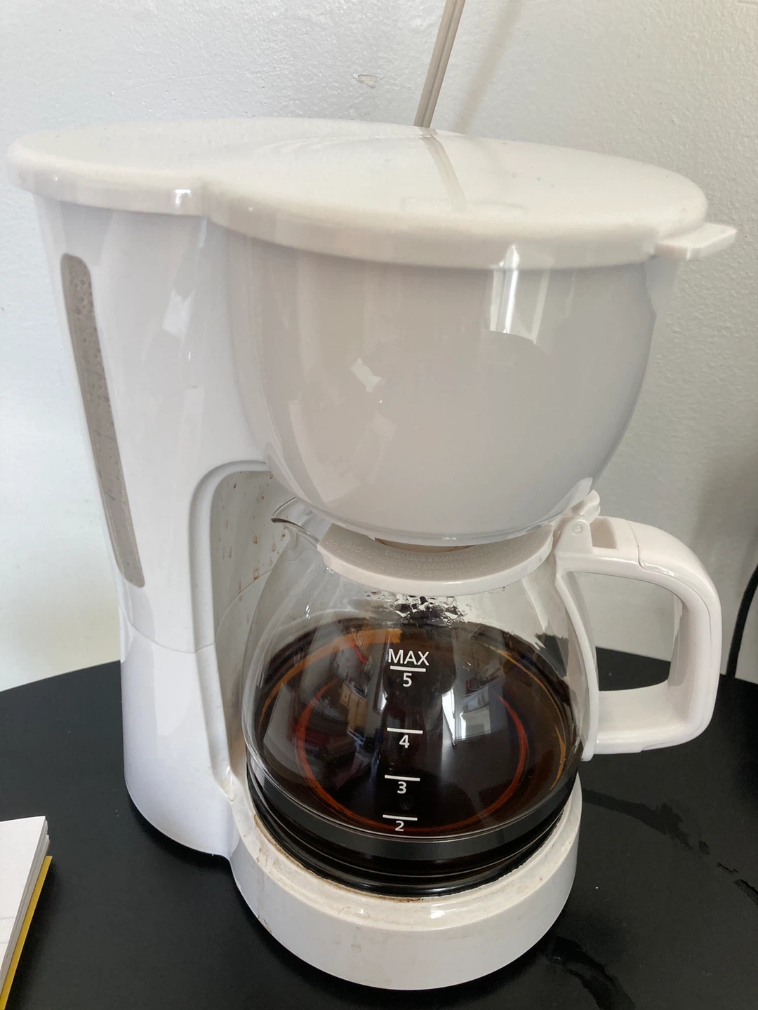 White 5-Cup Coffee Maker