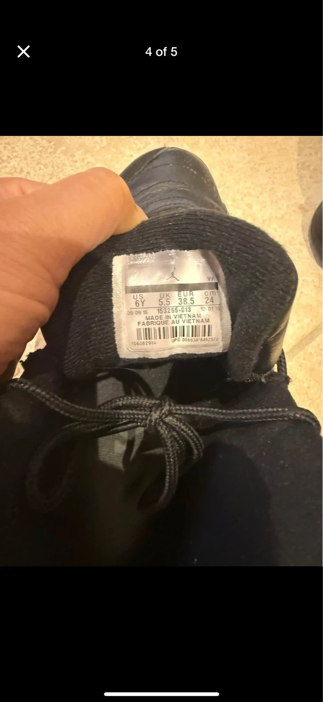 Air Jordan 12 Retro size 6Y - photo 4