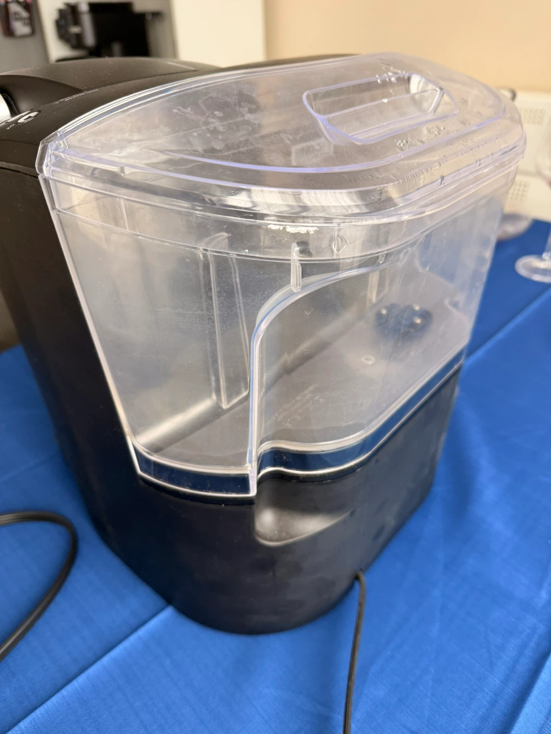 Keurig Coffee Maker with Carafe - photo 2