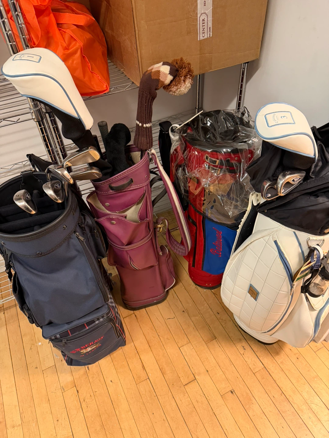 Burberry of London Golf Bag & More - photo 3